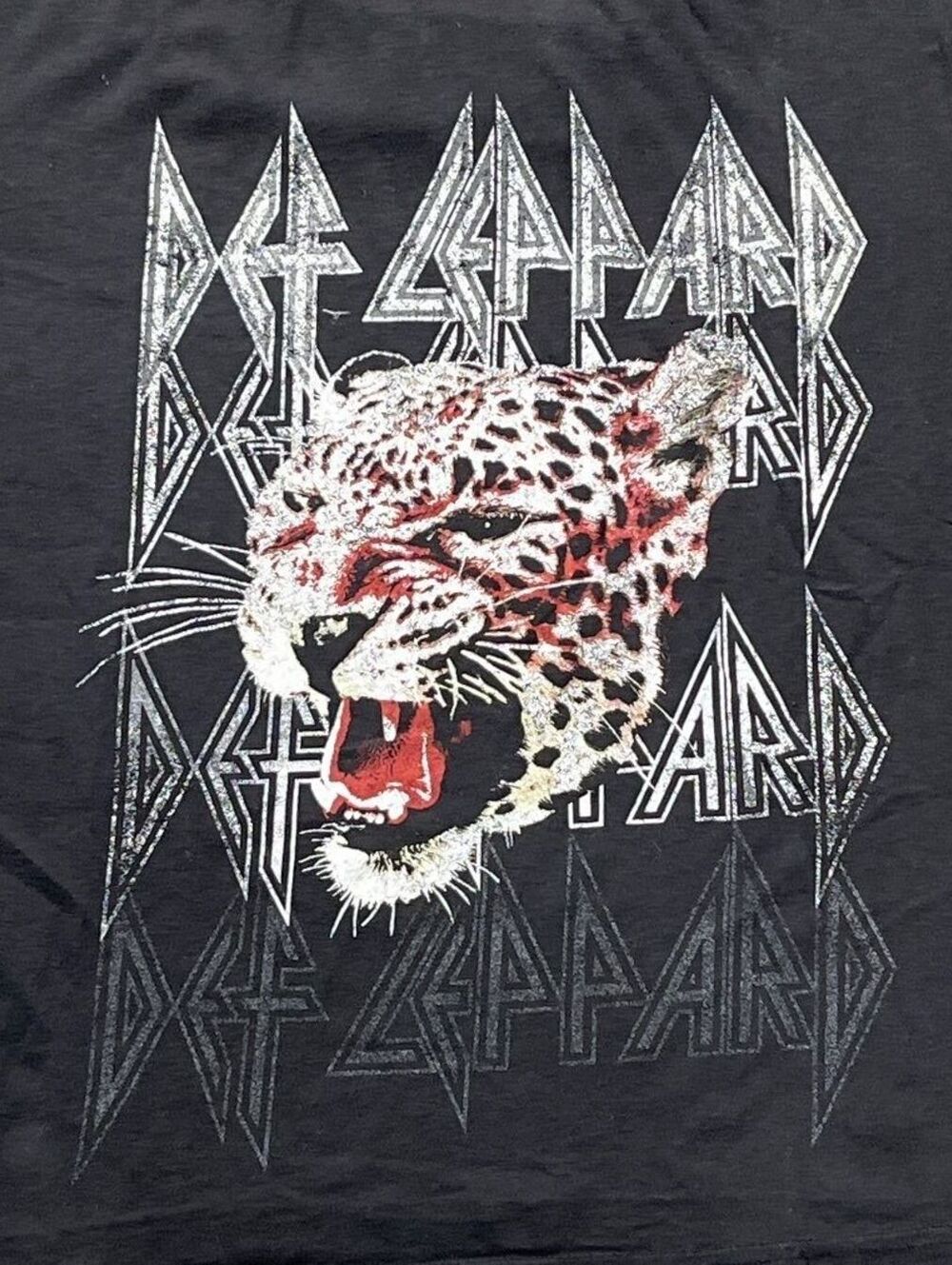 Def Leppard Preowned Medium T-shirt